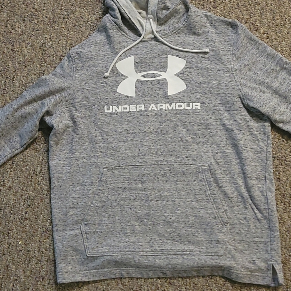 Under Armour sweatshirt